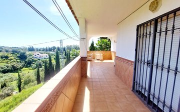 Property slide 27