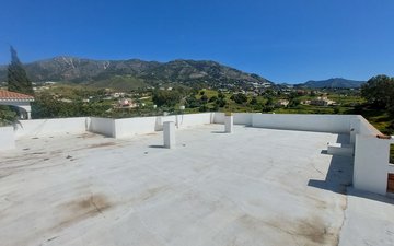 Property slide 35