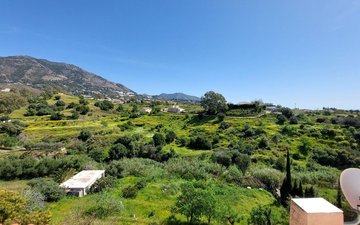 Property slide 36
