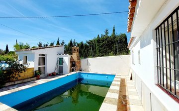 Property slide 38
