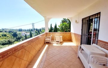 Property slide 42