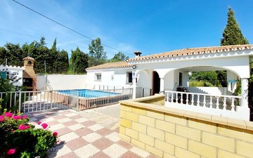 Property slide 44