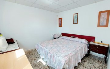 Property slide 58