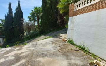 Property slide 61