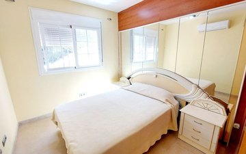Property slide 65