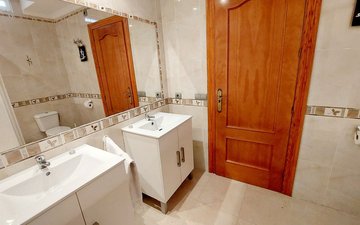 Property slide 68