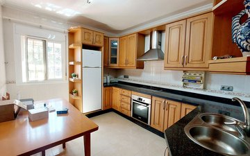 Property slide 81