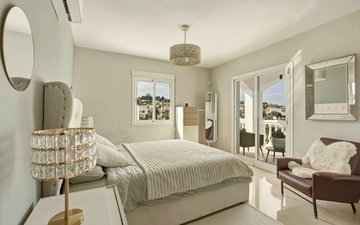 Property slide 20
