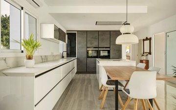 Property slide 25