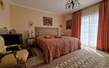 Property slide 19