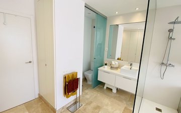Property slide 16