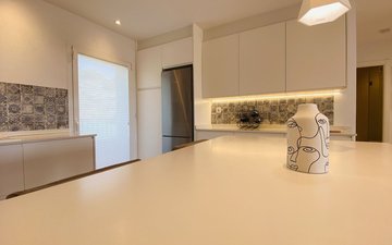 Property slide 30
