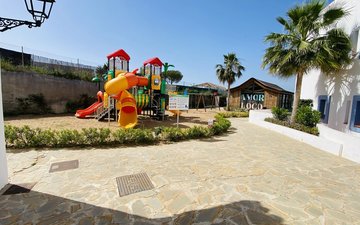 Property slide 40
