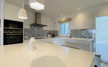 Property slide 9