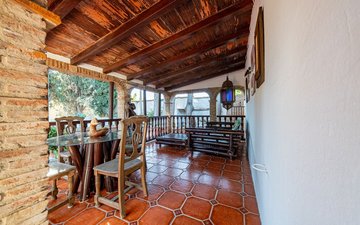 Property slide 16