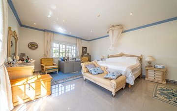 Property slide 41