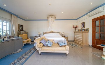 Property slide 42