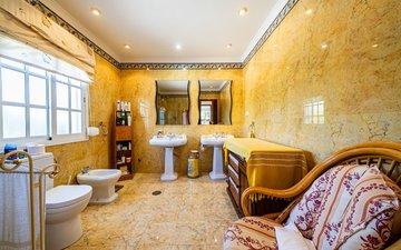 Property slide 48