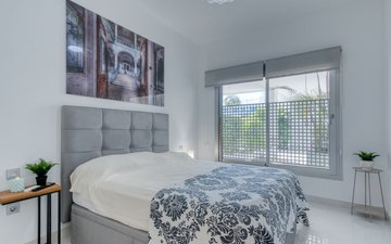 Property slide 22