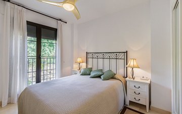 Property slide 18