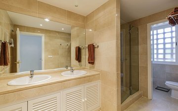 Property slide 19