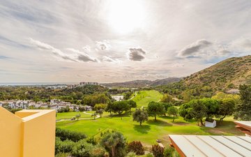 Property slide 21