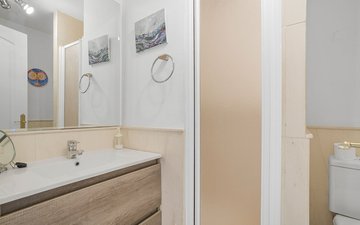 Property slide 16