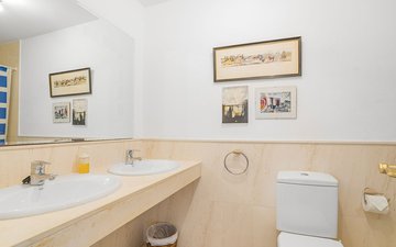 Property slide 17