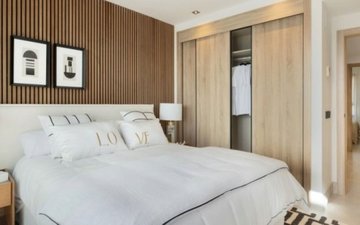 Property slide 18