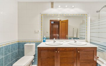 Property slide 17