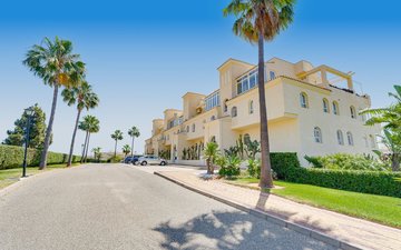 Property slide 25