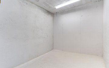 Property slide 31