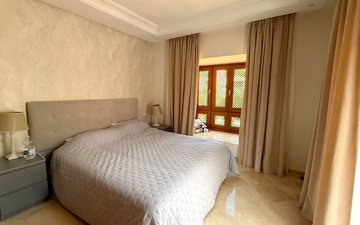 Property slide 16