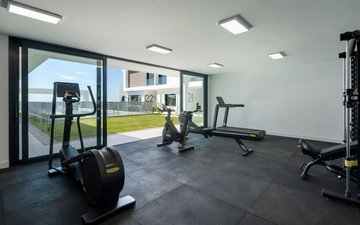 Property slide 16