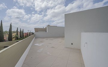 Property slide 22