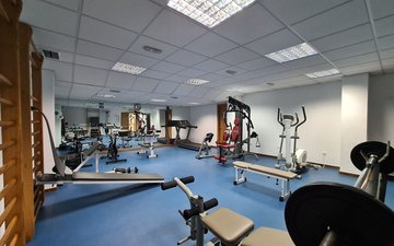 Property slide 32