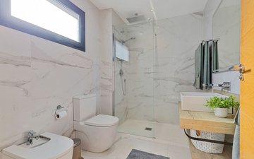 Property slide 20