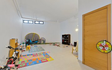 Property slide 27