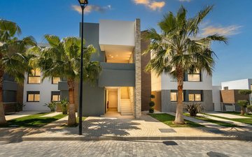 Property slide 32