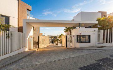 Property slide 33