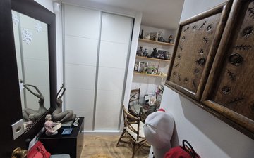 Property slide 12