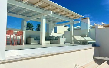 Property slide 17