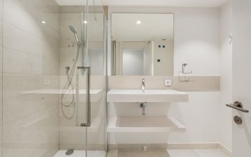 Property slide 19
