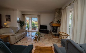 Property slide 20