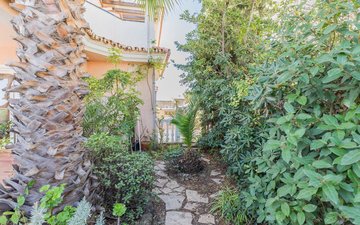 Property slide 29