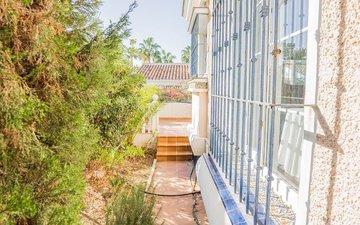 Property slide 37