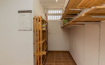 Property slide 39