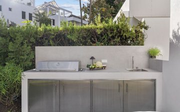 Property slide 18