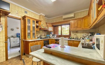 Property slide 17