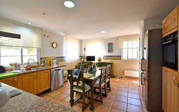 Property slide 17